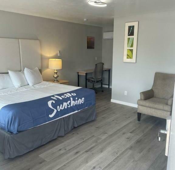غرفة قياسية سرير كينج, Sunglow Motel
