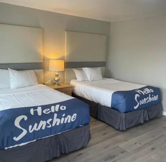 デラックスルーム, Sunglow Motel