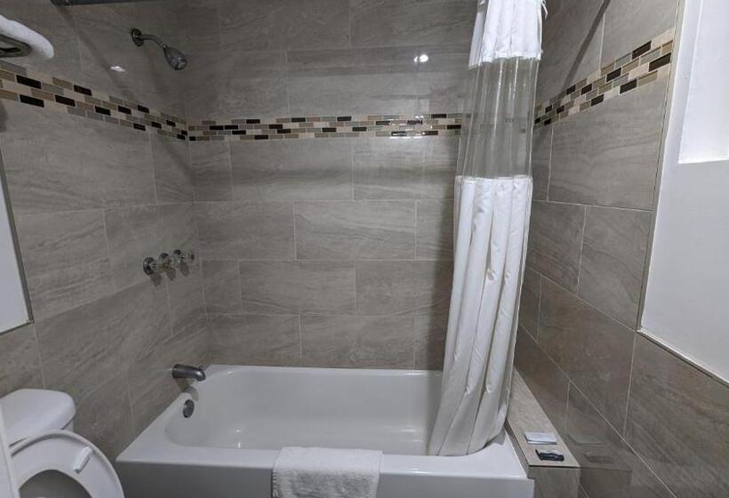 Номер Стандарт, Airport Motel Inglewood