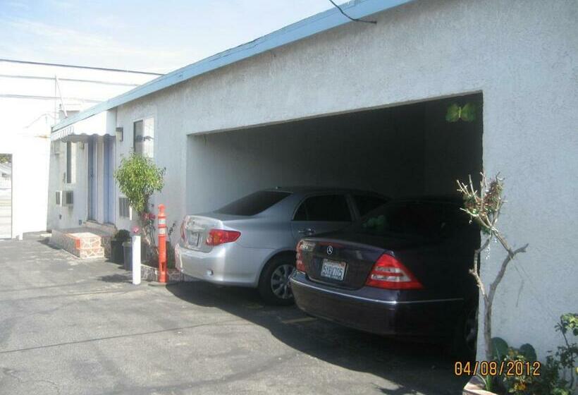 Номер Стандарт, Airport Motel Inglewood