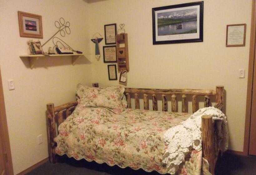غرفة قياسية حمام مشترك, Alaska's Lake Lucille Bed & Breakfast