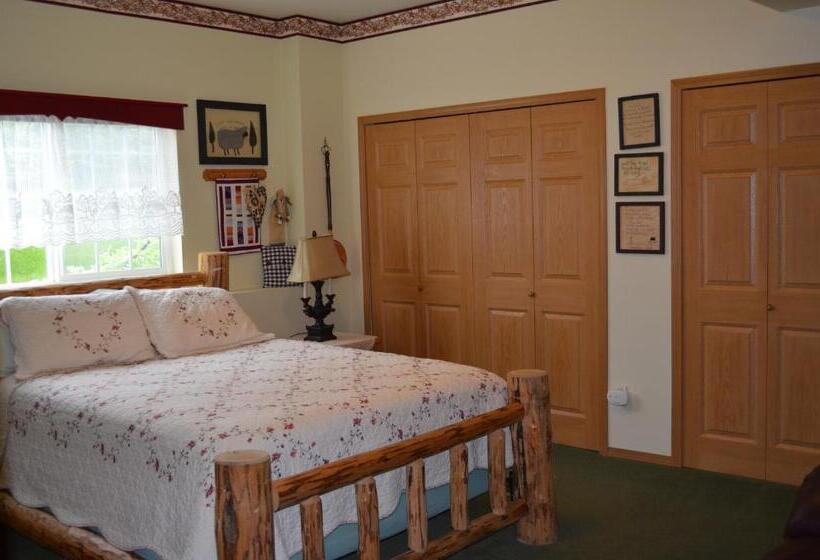 غرفة قياسية حمام مشترك, Alaska's Lake Lucille Bed & Breakfast