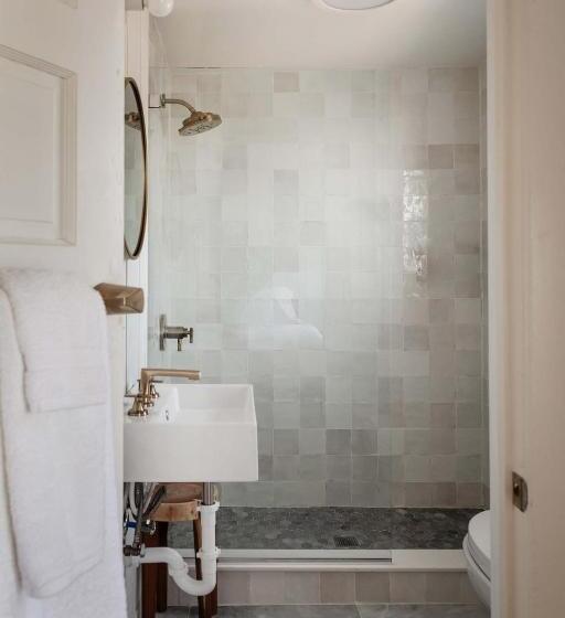 スタンダードルーム, The Bentley Inn