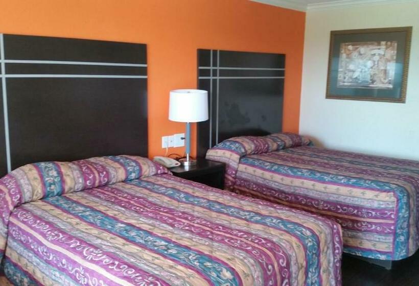 Номер Стандарт, Heart Of Texas Motel
