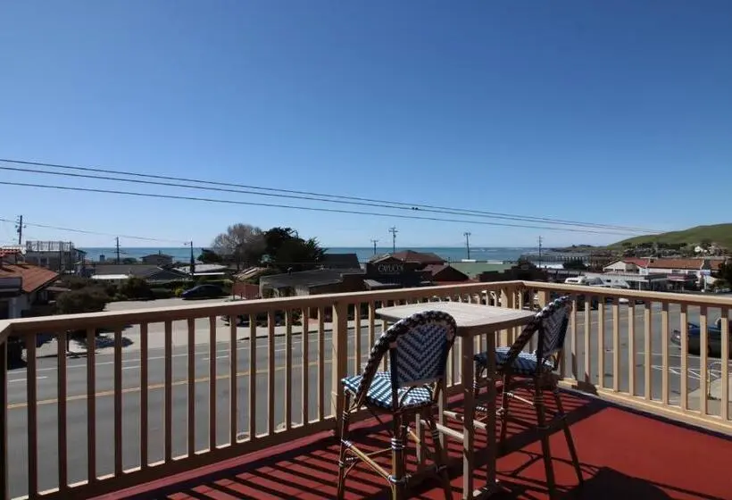キングサイズベッドのスイートルーム, Cayucos Sunset Inn