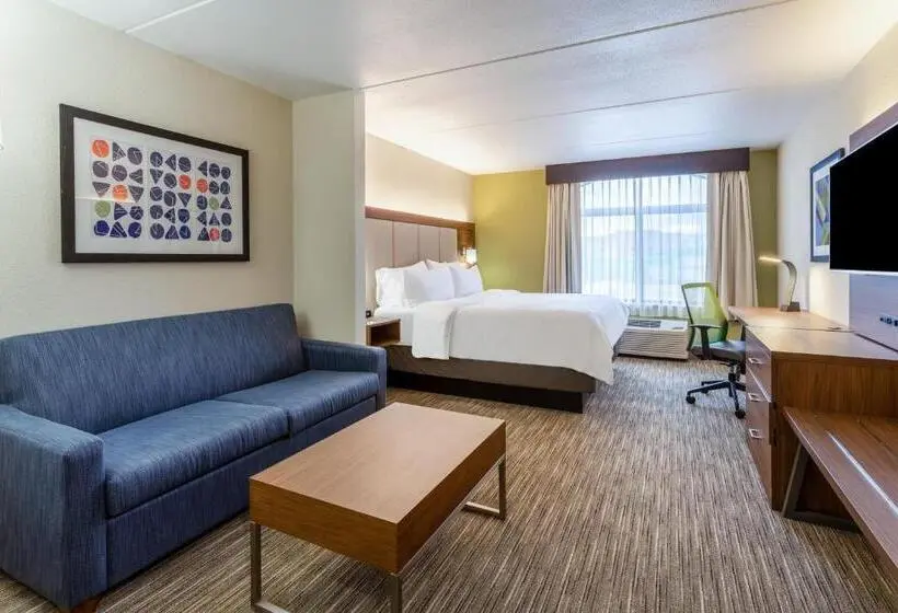 身障者適用キングサイズベッドルーム, Holiday Inn Express & Suites Cedar Falls Waterloo, An Ihg