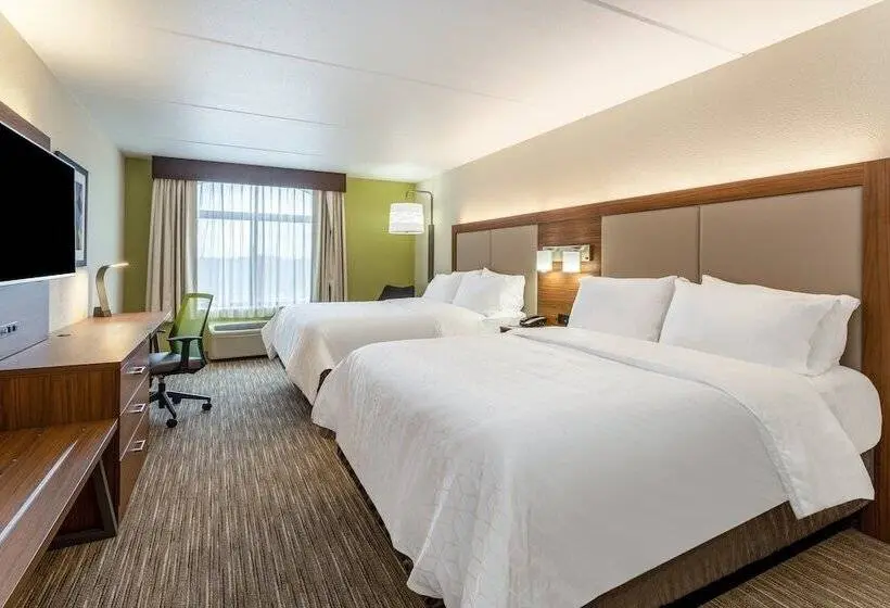 身障者適用スイートルーム, Holiday Inn Express & Suites Cedar Falls Waterloo, An Ihg
