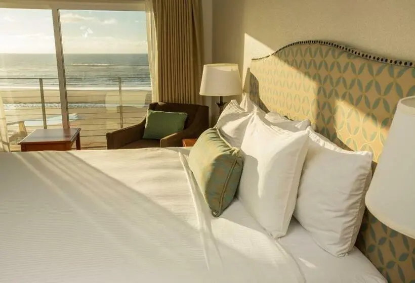 オーシャンビュースイート, Pelican Shores Inn