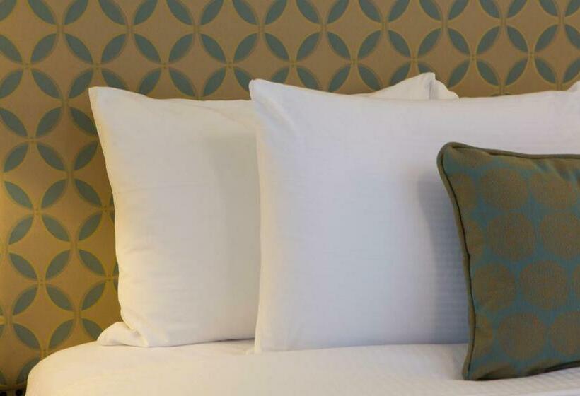 스탠다드 룸 킹사이즈 침대, Pelican Shores Inn