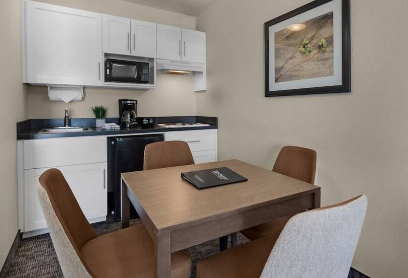 바다 전망 스위트, Pelican Shores Inn