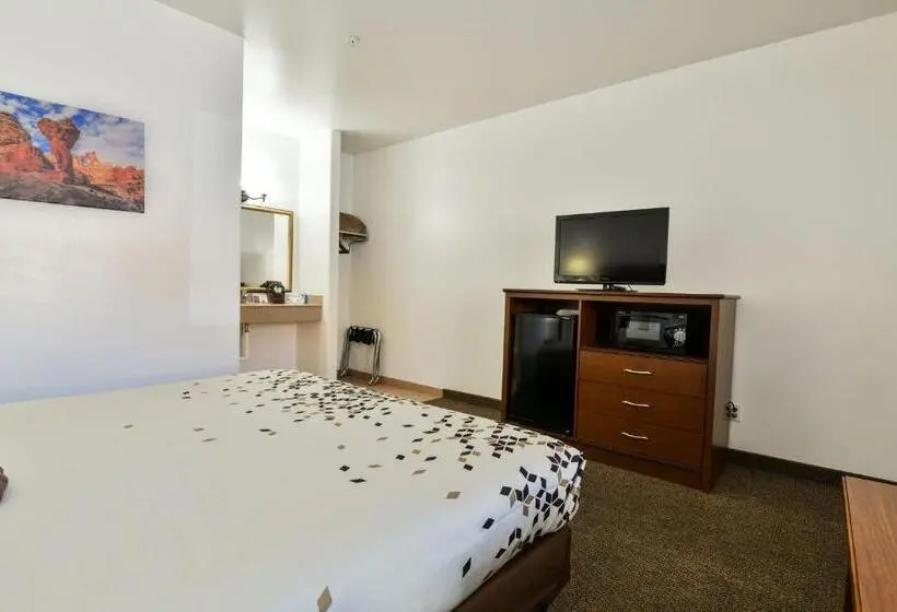 Deluxe Suite King Bed, Adventure Inn Moab