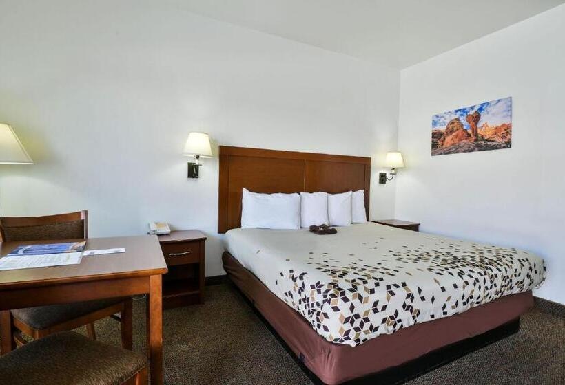 キングサイズベッドのデラックススイート, Adventure Inn Moab
