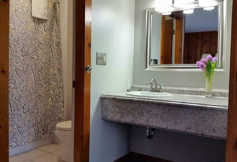 غرفة قياسية سرير كينج, Northeaster Motel