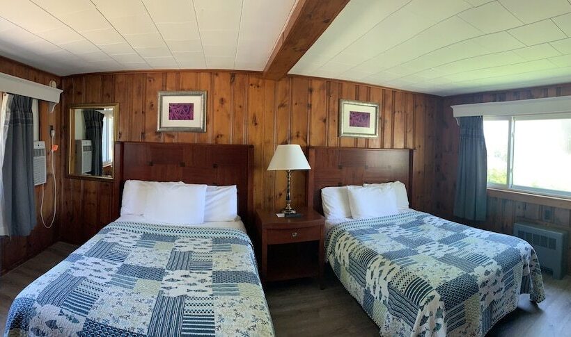 غرفه قياسيه سريرين مزدوجين, Northeaster Motel