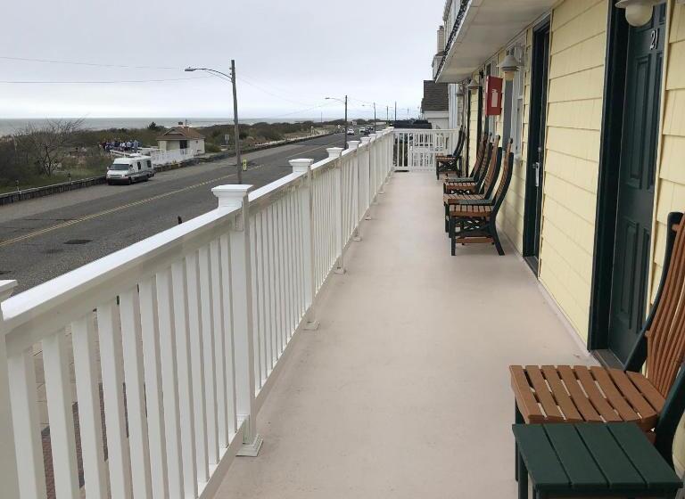 带大床的标准间, The Buckingham Motel