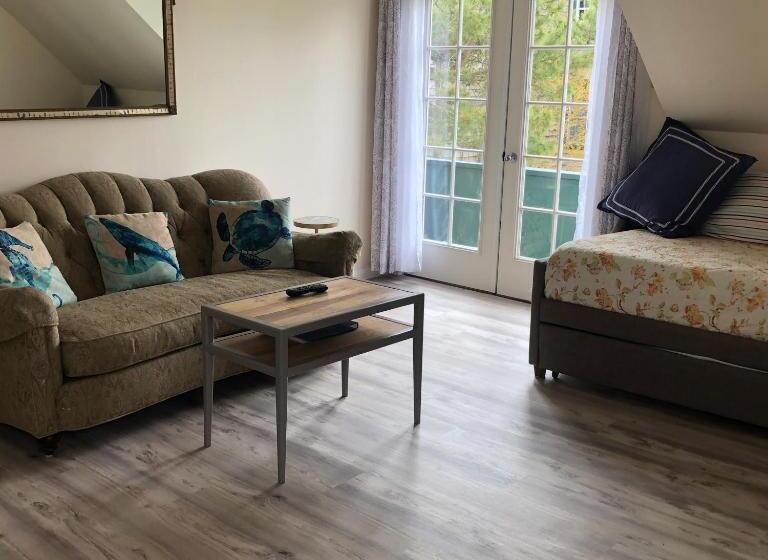 带1个卧室的带海景的公寓, The Buckingham Motel