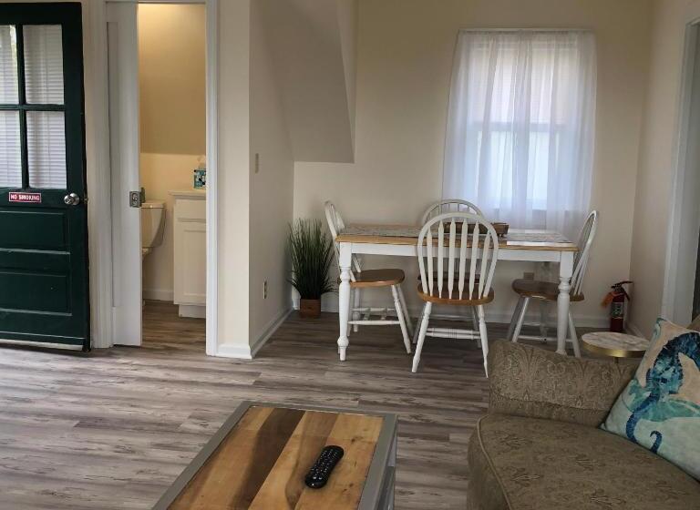 带1个卧室的带海景的公寓, The Buckingham Motel