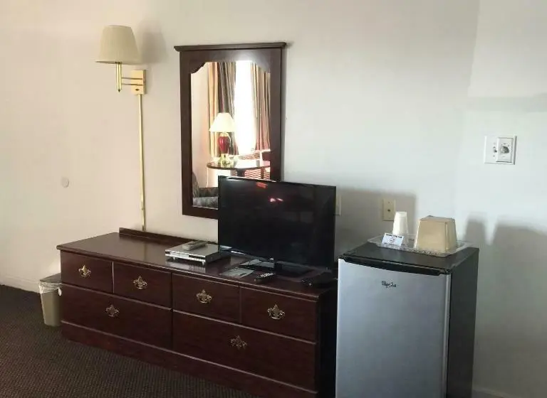 キングサイズベッドのスタンダードルーム, Valley Motel Pittsburgh