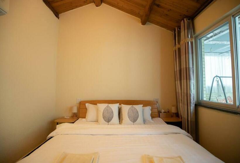 2 Bedroom Suite with Balcony, Moganshan Bamboo View Guesthouse