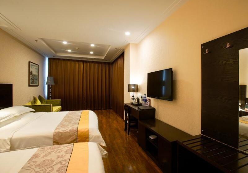 Семейный Номер, Greentree Qinhuang Island Railway Station Business