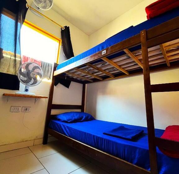 ルームシェアのワンベッド, Hostel Casa Da Ana