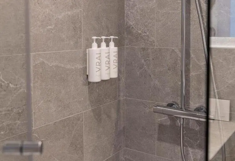 キングサイズベッドのスーペリアルーム, Hôtel Kyriad Prestige Paris Asnieres