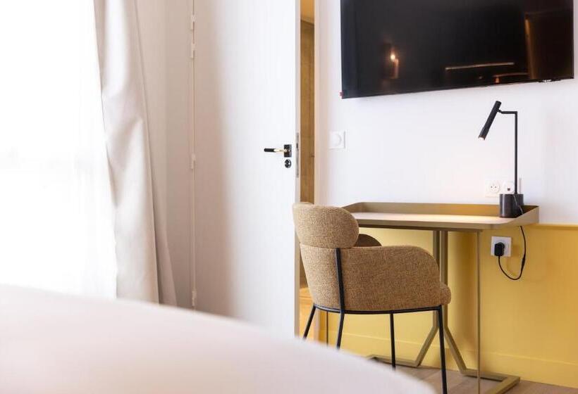 디럭스 룸 킹사이즈 침대, Hôtel Kyriad Prestige Paris Asnieres