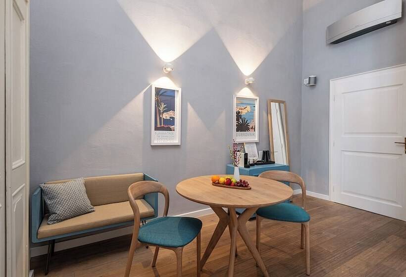 اتاق لوکس, Clouds Boutique Guesthouse