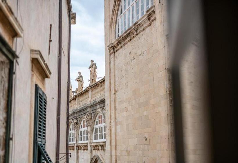 اتاق لوکس, Clouds Boutique Guesthouse