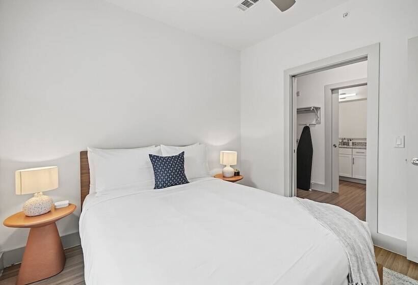 آپارتمان 2 خوابه, Placemakr Downtown Austin