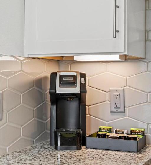 استودیوی سوپریور, Placemakr Downtown Austin