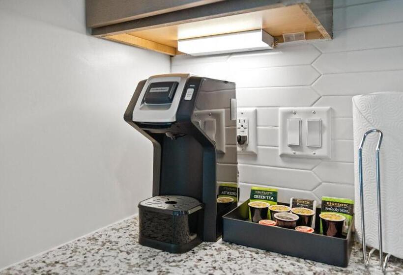 חדר סטודיו סטנדרד, Placemakr Downtown Austin