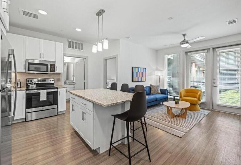 آپارتمان لوکس 2 خوابه, Placemakr Downtown Austin