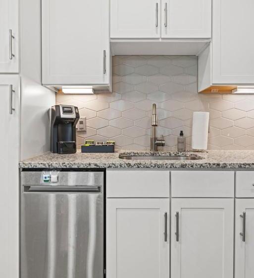 آپارتمان لوکس 2 خوابه, Placemakr Downtown Austin