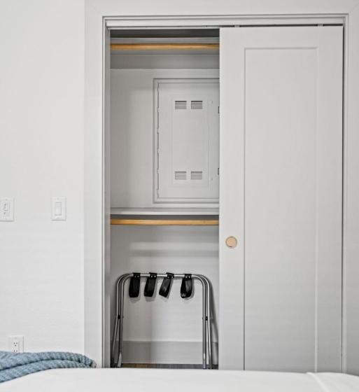 דירת שני חדרים, Placemakr Downtown Austin