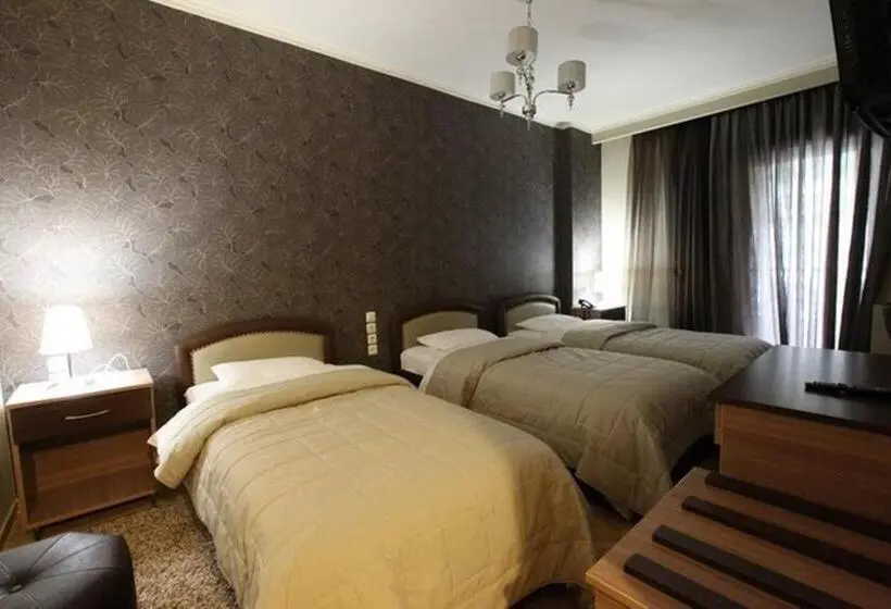 Chambre Triple Standard, Delfini