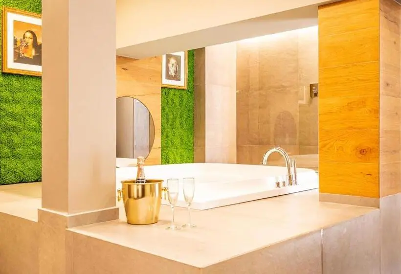 キングサイズベッドのスタンダードルーム, Cinquanta Sfumature Luxury Suites