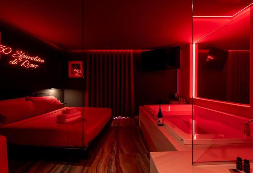 חדר סטנדרט עם ג'קוזי, Cinquanta Sfumature Luxury Suites