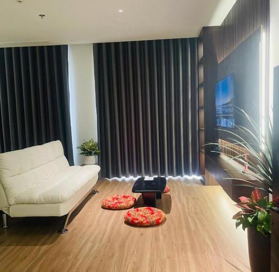 اتاق استاندارد با تخت بزرگ, Tòa Nhà Ibiza, Khu Nghỉ Dưỡng Flamingo Hải Tiến, Hoàng Trường, Hoằng Hóa, Thanh Hóa