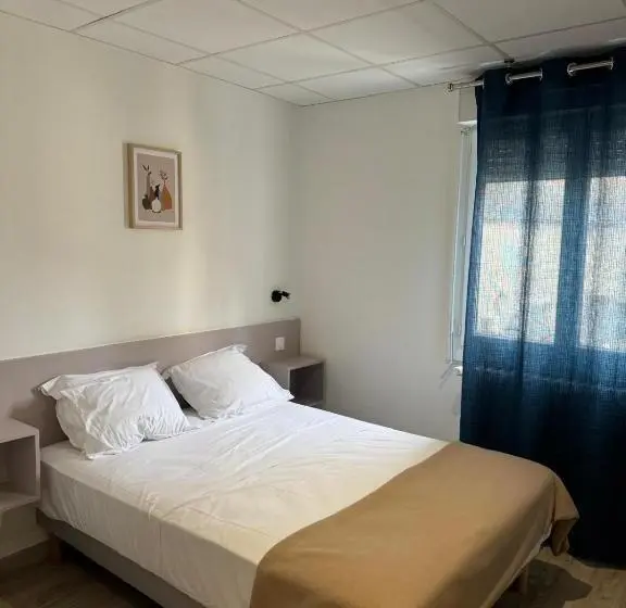 اتاق استاندارد با بالکن, Hôtel Du Colombier Rennes Centre Gare