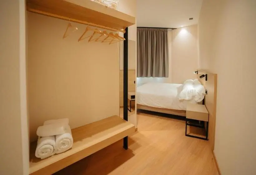 スタンダードルーム, Mouritz Rooms