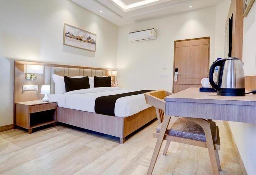 غرفة ديلوكس ثلاثية, Shravasti Buddha Residency