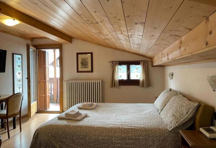 اتاق استاندارد چهار تخته, Ambassador Rooms In Bormio, Solo Camera Senza Colazione