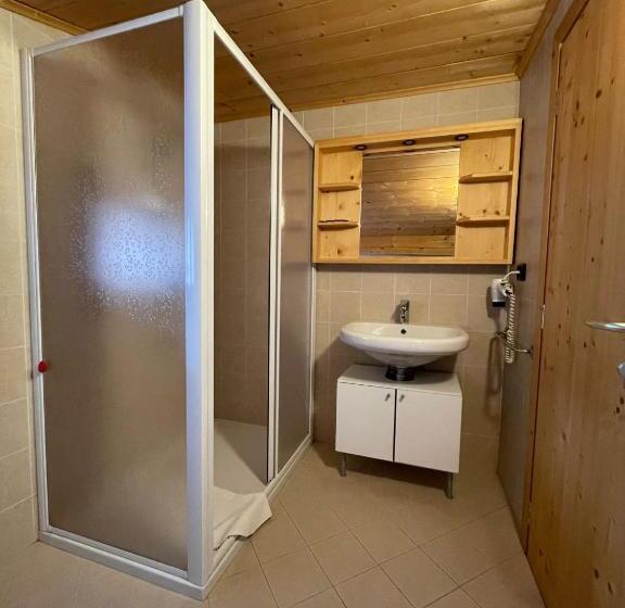 اتاق استاندارد چهار تخته, Ambassador Rooms In Bormio, Solo Camera Senza Colazione