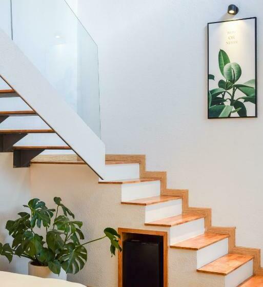 패밀리 스위트, Shang Shan Ruo Shui 大理上山若水客栈