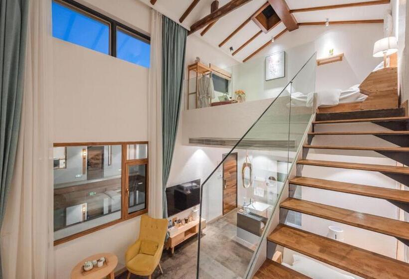 패밀리 스위트, Shang Shan Ruo Shui 大理上山若水客栈