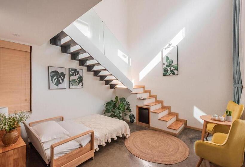 패밀리 스위트, Shang Shan Ruo Shui 大理上山若水客栈