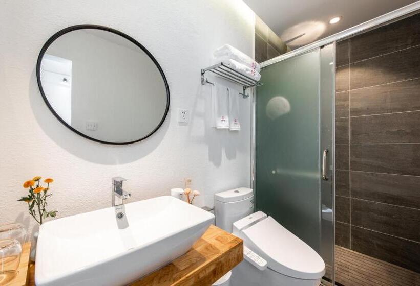 디럭스 룸, Shang Shan Ruo Shui 大理上山若水客栈