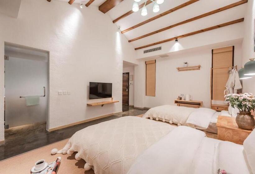 Номер Deluxe, Shang Shan Ruo Shui 大理上山若水客栈
