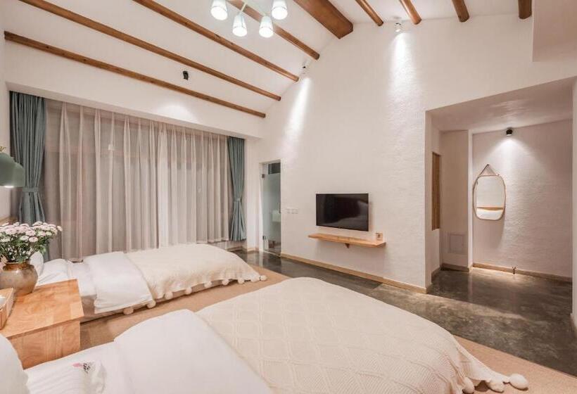 اتاق لوکس, Shang Shan Ruo Shui 大理上山若水客栈